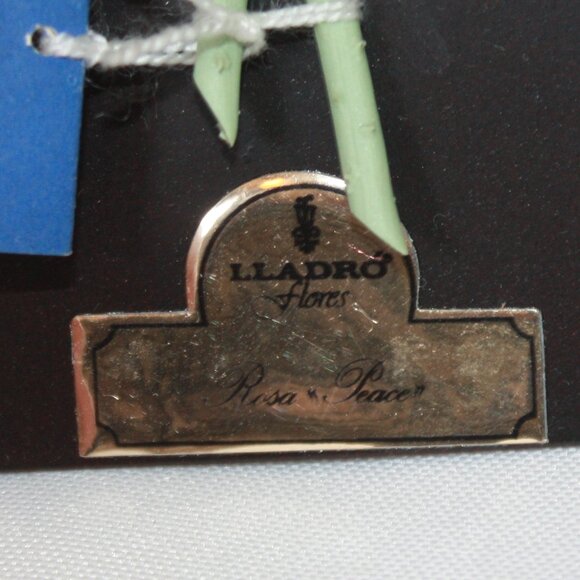 NWT Llardo Porcelain Flores Rosa Peace #5183 - Picture 5 of 11